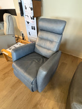 Load image into Gallery viewer, Viking rocking recliner