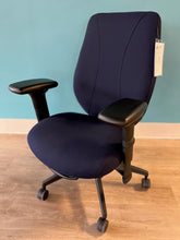 Charger l'image dans la galerie, Chaise ergonomique TCentric rembourré  SURPLUS INVENTAIRE